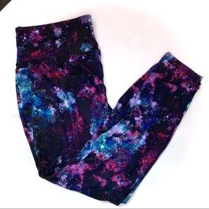 Livi Active Galaxy Leggings Size 18/20